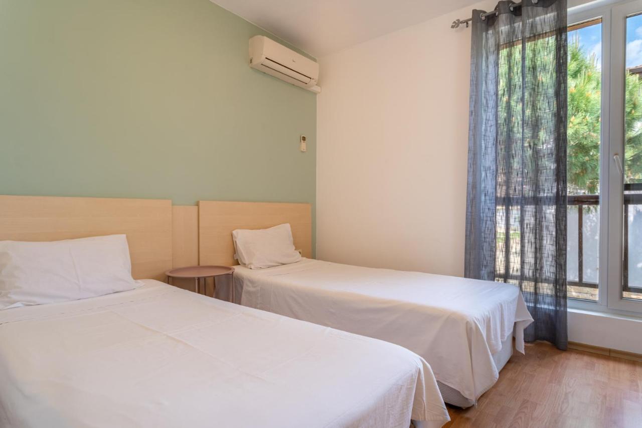 Villa Poesia, Harmony Hills Residence Рогачево Екстер'єр фото
